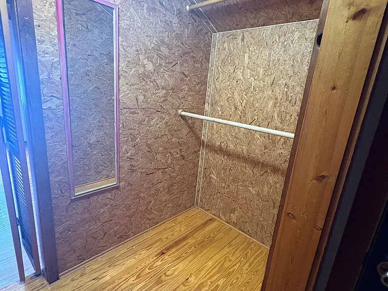 122 Beach Ave — Photo 5