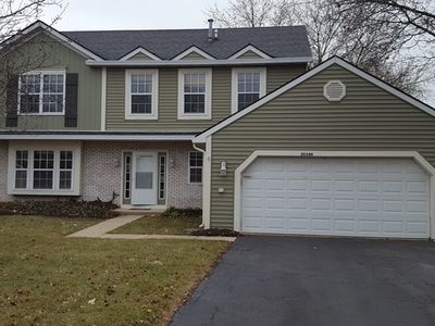 2S340 River Oaks Dr, Warrenville, IL, 60555