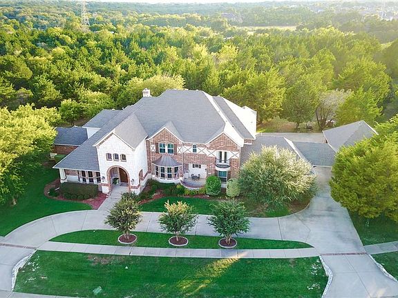 2nd image of 312 Terrace Ln