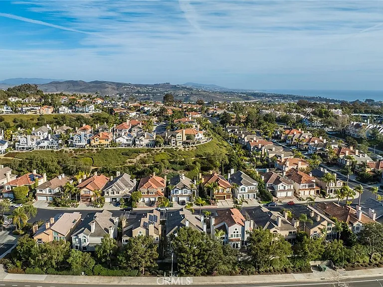 6 Westwind — Photo 10