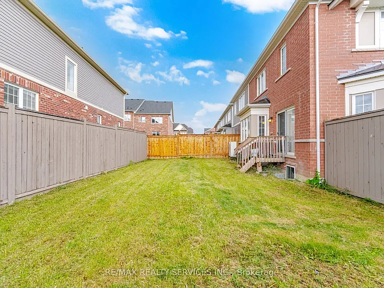 75 Benhurst Cres #UPPER — Photo 47