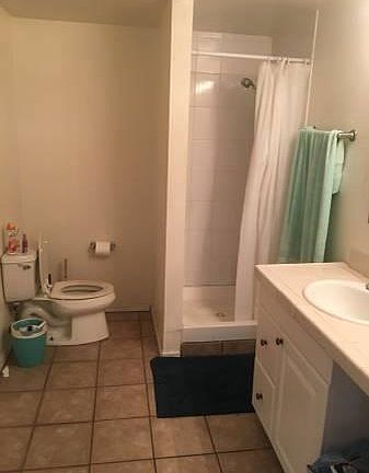 4th image of 4946-48 64th St