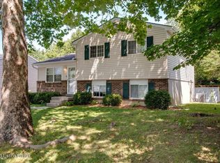 4909 Woodsend Rd, Louisville, KY 40229