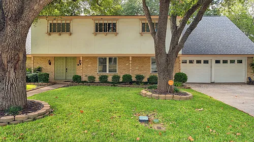 5641 Parkcrest Dr Photo 1