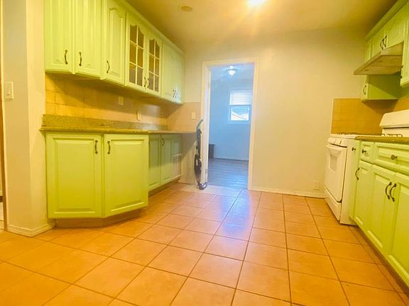 5th image of 160-16 84th Ave Floor 1