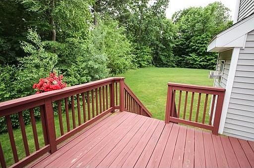 4th image of 18 Jasmine Dr