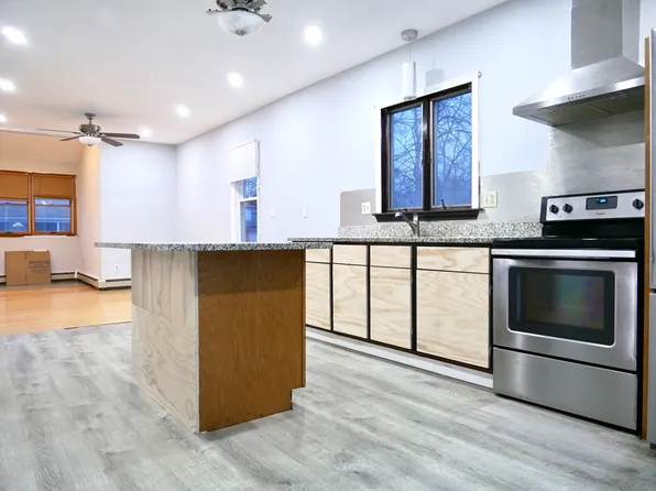 17 Plain St, Randolph, MA 02368