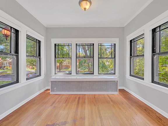 4th image of 5010 N Monticello Ave