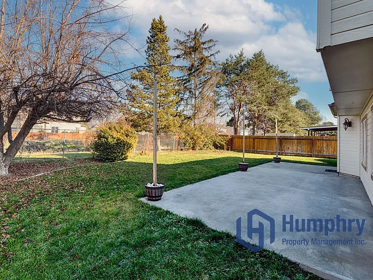 256 W Woodbury Dr — Photo 28