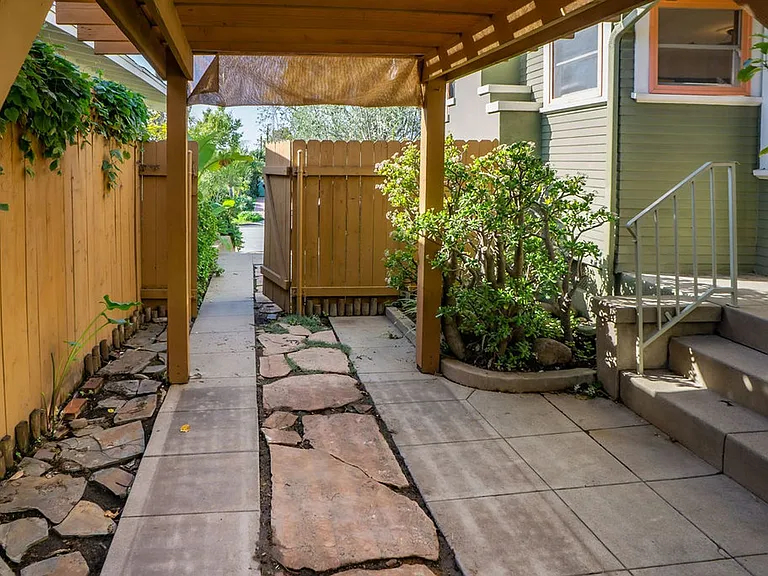 3635 Pershing Ave — Photo 26