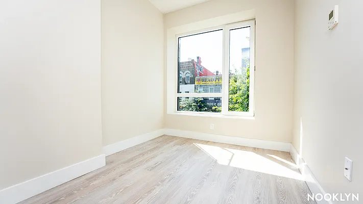 Rented by Nooklyn NYC LLC | media 18