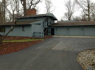 406 Willmoore Dr, Bryan, OH 43506