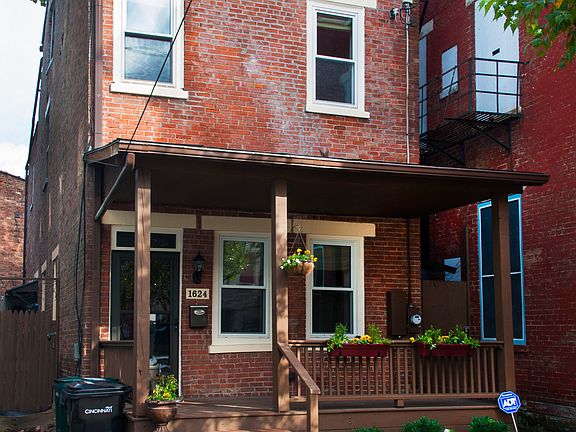 2nd image of 1624 Walnut St