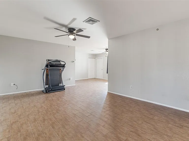 2522 Conway Blvd #1 — Photo 9