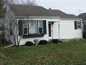 Home for Sale in Ames, IA $95,000