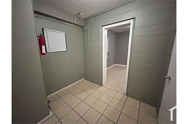 Building Photo - 1120 Austin St