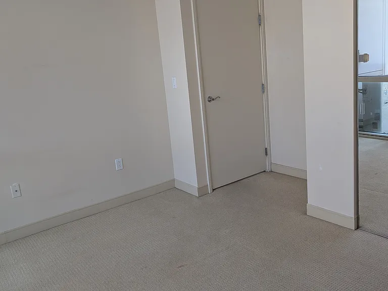 909 Kapiolani Blvd #2206 — Photo 3