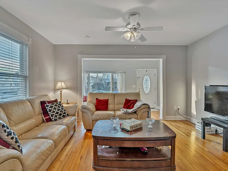 43 Hillcrest Ave #B — Photo 7