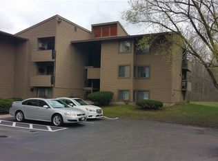 226 Watertree Dr, East Syracuse, NY 13057