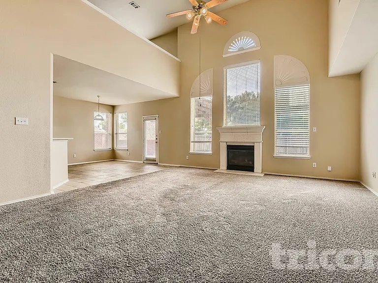 13 Monticello Ct — Photo 4