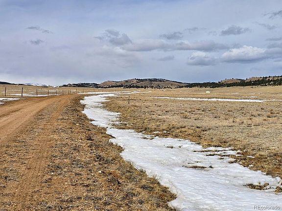2nd image of 857 S Muley Gulch Drive