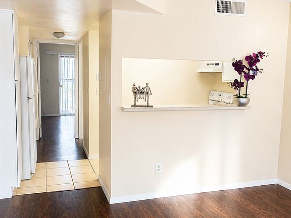 3rd image of 7141 E Bank Dr