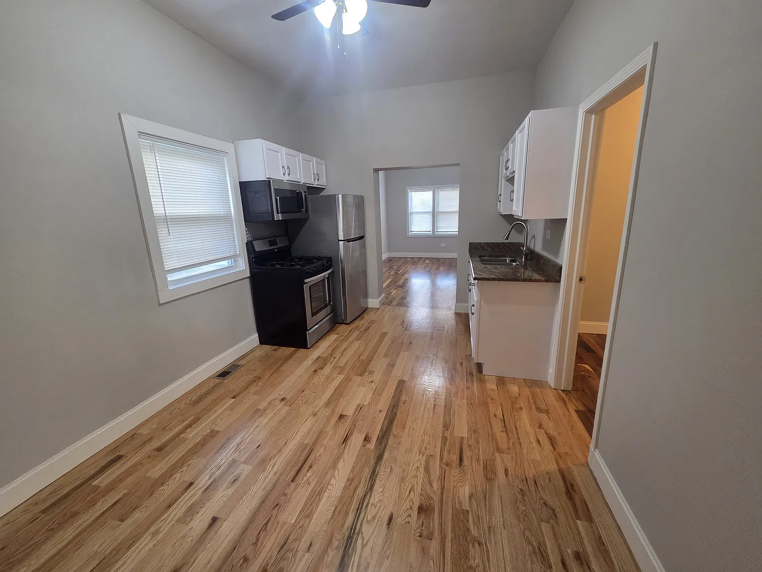 3 bed, $1,550 — Photo 3