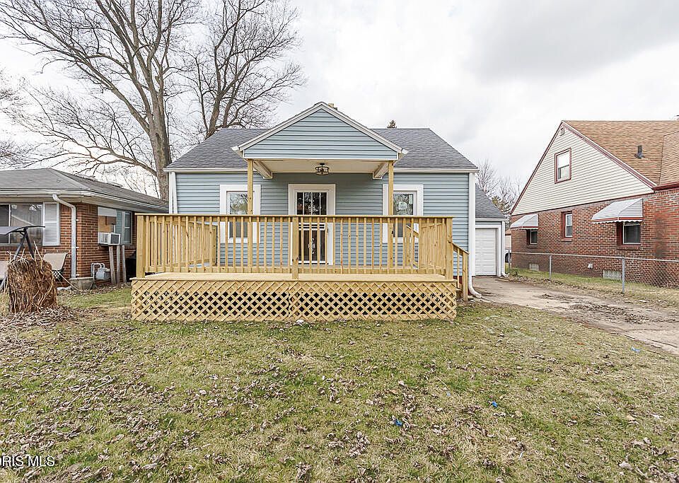 1st image of 629 Cuthbert Rd