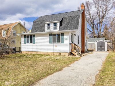 146 Maiden Ln, Rochester, NY, 14616