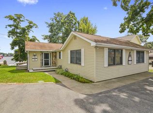 8051 E Wade Ln, North Webster, IN 46555