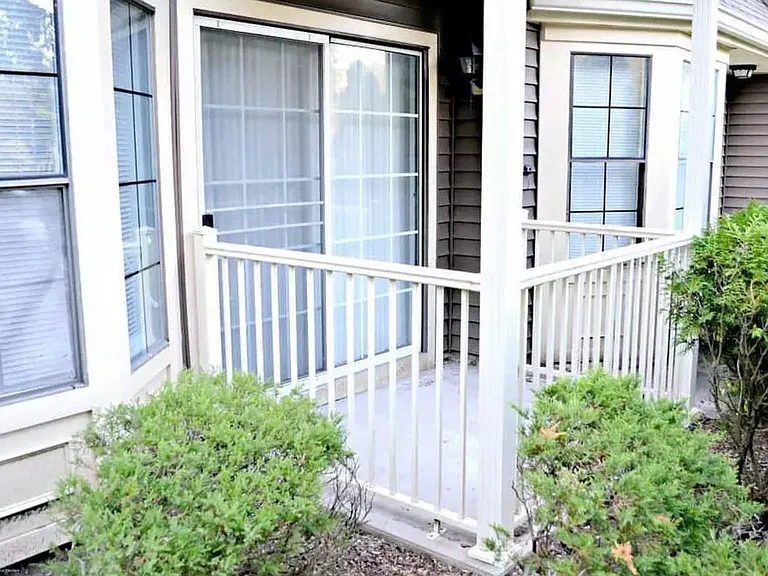 27 Lear Ct — Photo 18