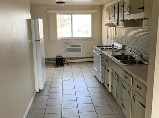 14507 S Torrence Ave APT 2D, Burnham, IL