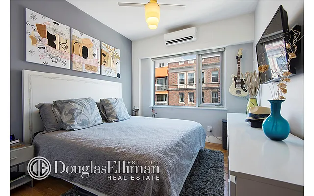 Sold by Douglas Elliman | media 18
