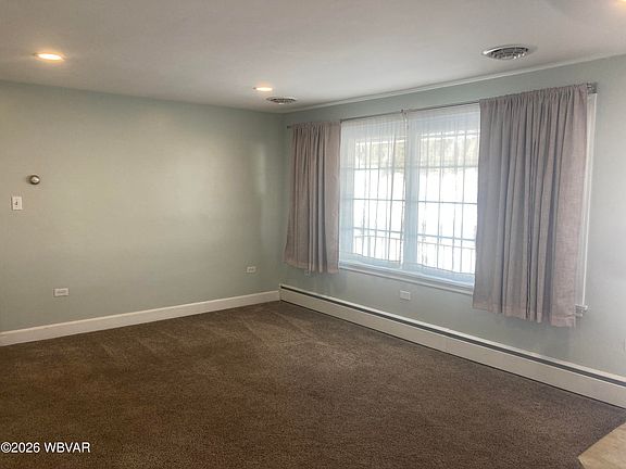 4th image of 7744 Pleasant Valley Rd