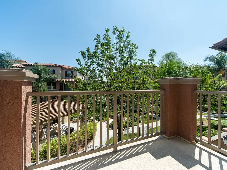 16145 Sereno Ln — Photo 17