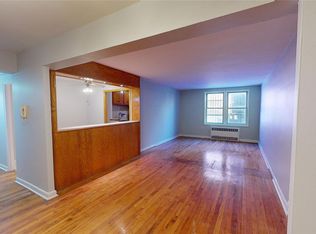 4150 78th St APT 210, Flushing, NY 11373