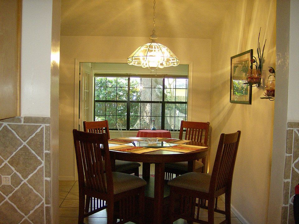 Formal Dining