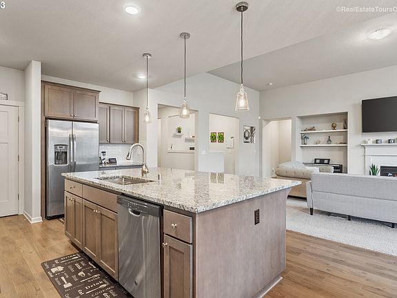 3rd image of 7807 NE 178th Dr