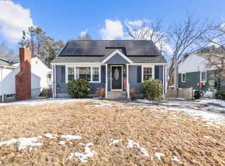 709 Pine Rock Ave, Hamden, CT 06514