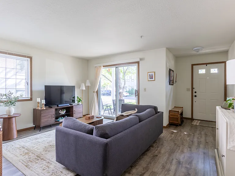 3106 Inglewood Ave S #1 — Photo 2