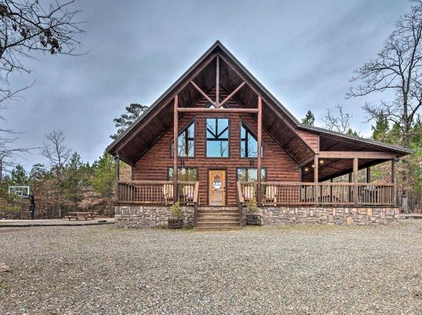 346 Bass Loop, Broken Bow, OK 74728