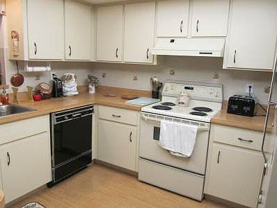 4th image of 520 Lakesedge Dr