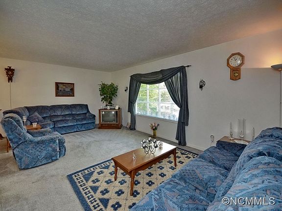 3rd image of 603 Clearview Dr