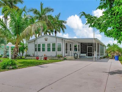210 Grassy Key LN #190, Naples, FL, 34114