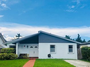 242 Rosedale Dr, Miami Springs, FL 33166