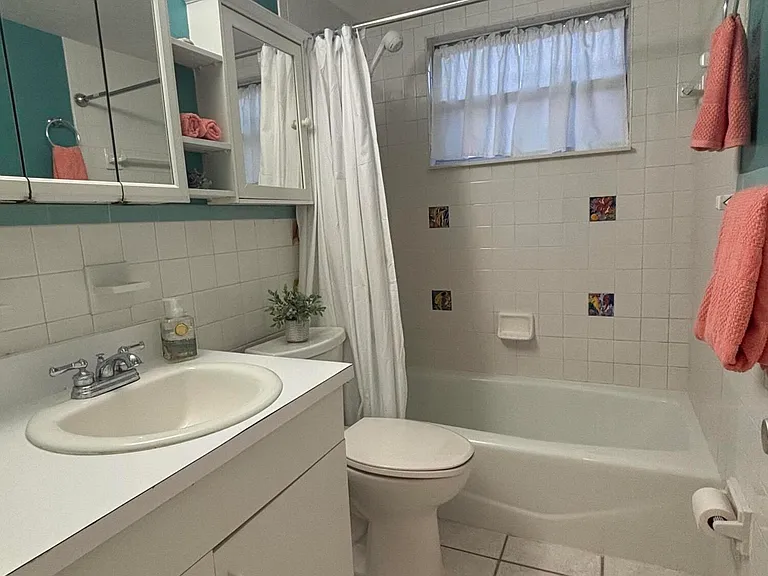 419 Madison Ave #102 — Photo 15