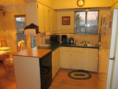 4th image of 2900 Loch Lomond Dr