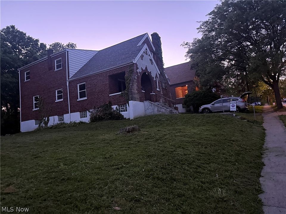 1st image of 4635 Chickering Ave