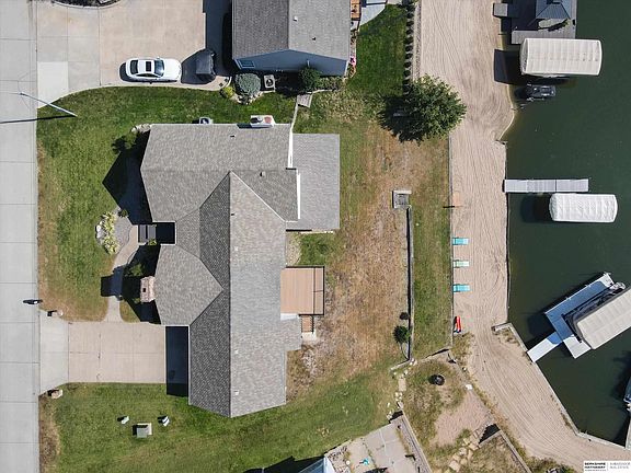 3rd image of 8609 Molokai Dr