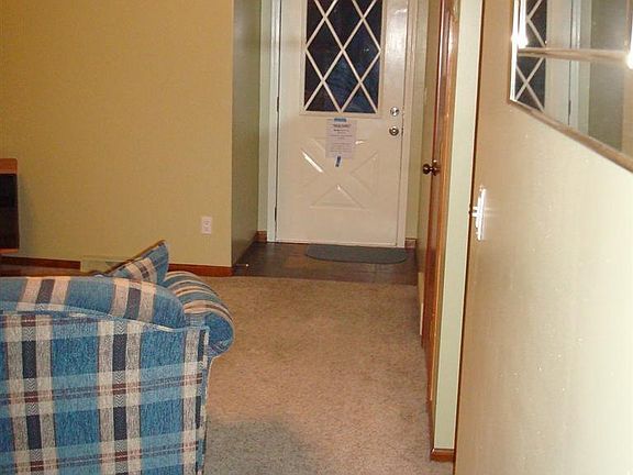 3rd image of 3362 Statesman Ct NE